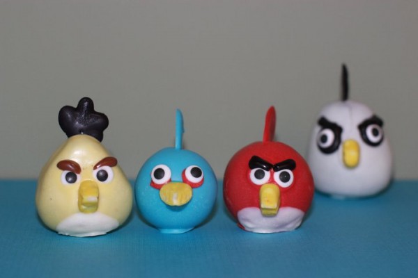 Angry Birds Cake Pops from Terri's Party Treasures