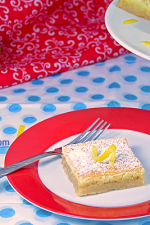 Lip Smacking Good Lemon Bars from ItsYummi.com #dessert #recipe