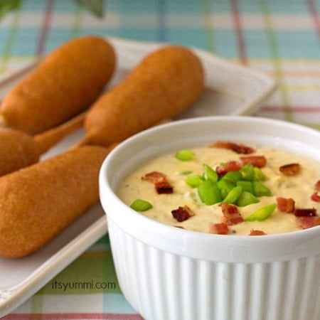 Ad: Game Day Snack~ Warm and Creamy Bacon Cheddar Dip from It's Yummi! #GetCorny #cbias