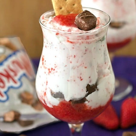Fluffy Fool - a chocolate strawberry dessert recipe from ItsYummi.com #EatMoreBites #shop