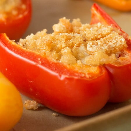 Crab 'n bacon pepper sliders from ItsYummi.com #appetizer #recipe