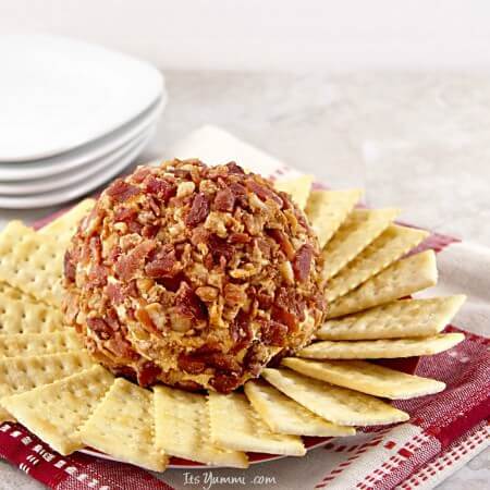 Bacon Chipotle Cheddar Cheese Ball recipe - This is party food, game day, or appetizer at its best!