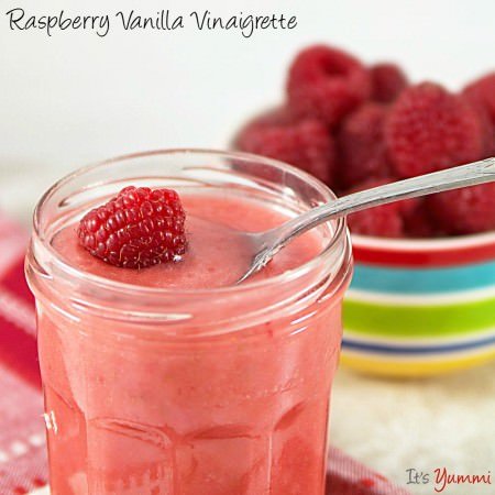 Raspberry Vanilla Vinaigrette Dressing - fresh, tangy, and fruity! #vanillaweek