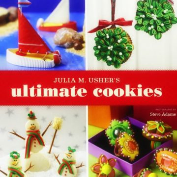 Ultimate Cookies Cookbook Review and a delicious sugar cookie recipe that's perfect for holiday cutout cookies! See them on itsyummi.com