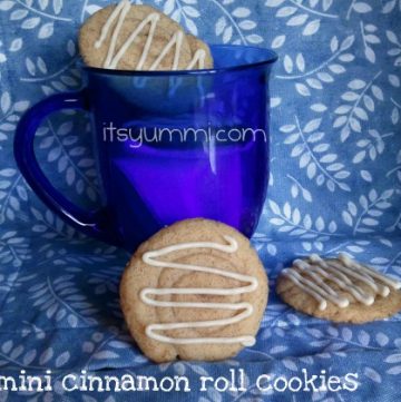 Mini Cinnamon Roll Cookies - Recipe from ItsYummi.com