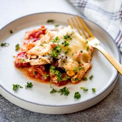 dish of healthy spaghetti squash casserole with chicken