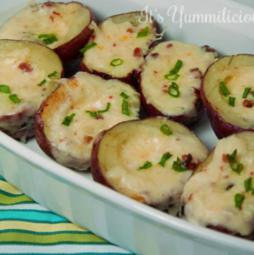 Twice Baked Potato Bites from ItsYummi.com #appetizer #recipe