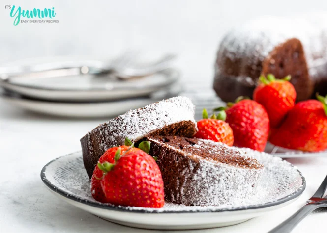 Sour cream bundt cake is everything you dream of when you want a moist, decadent chocolate cake - Recipe on ItsYummi.com