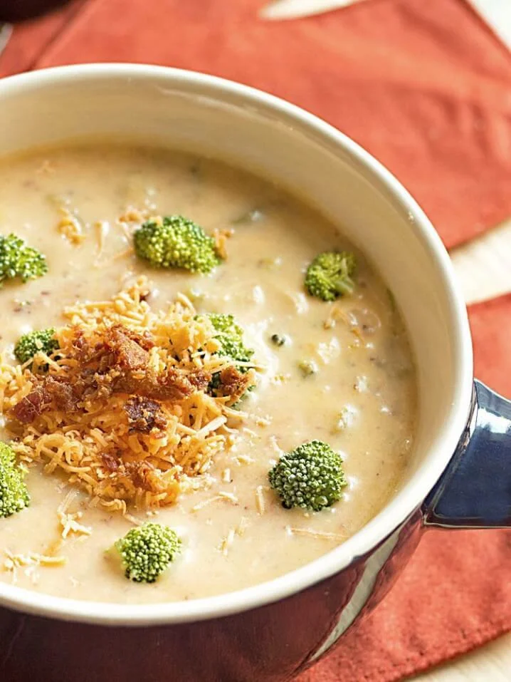 Broccoli bacon beer cheese soup is the perfect Fall comfort food. Creamy beer cheese soup with smoky bacon and broccoli florets for color, flavor, and health benefits. | ItsYummi.com