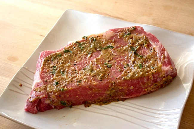 Mustard Peppercorn Rubbed Rib Eye from @itsyummi #shop