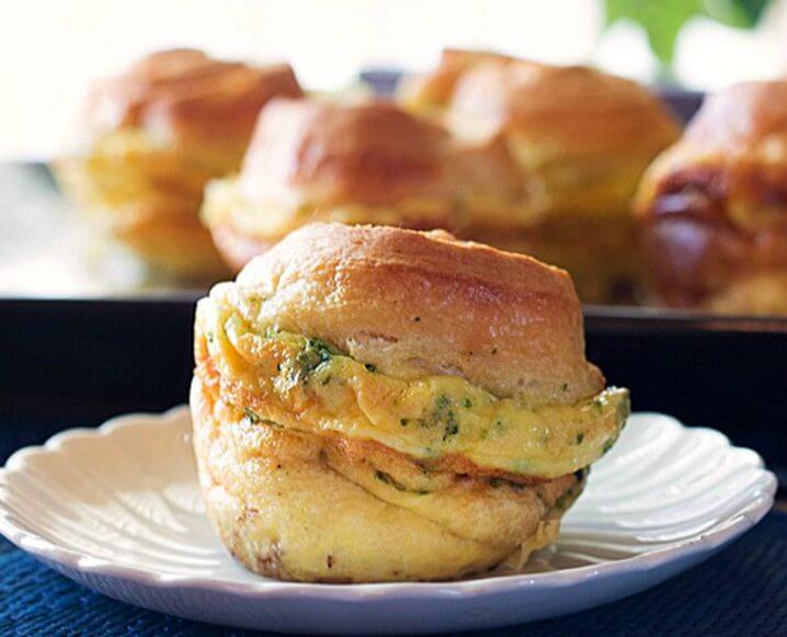 Cheesy Bacon Broccoli Quiche Crescent Cups Its Yummi