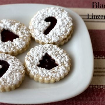 Blackberry Linzer Cookies from ItsYummi.com