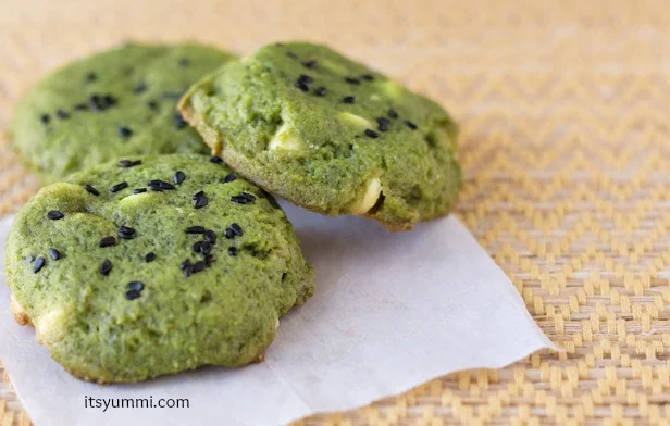 Recipe for White Chocolate Matcha Cookies - a soft, slightly chewy, mildly sweet sugar cookie - Get the recipe from ItsYummi.com