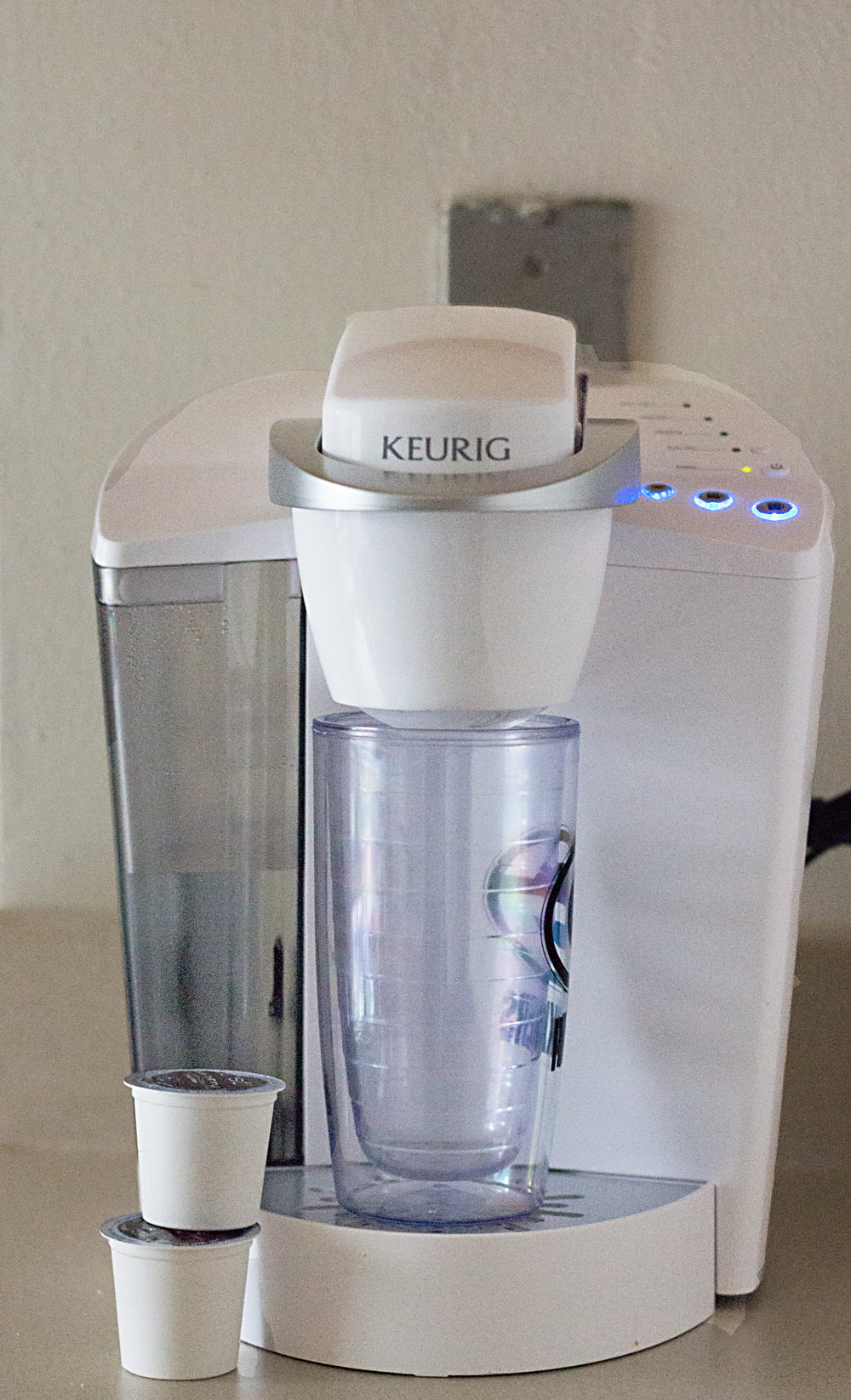 How to Make Iced Coffee with a Keurig® Coffee Maker (Two Ways)