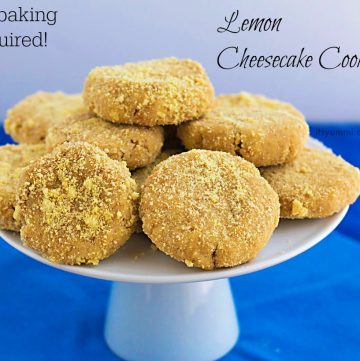 No oven needed to make these easy no bake desserts! Only 5 ingredients & 10 minutes to make! Get the recipe for no bake lemon cheesecake cookies from itsyummi.com