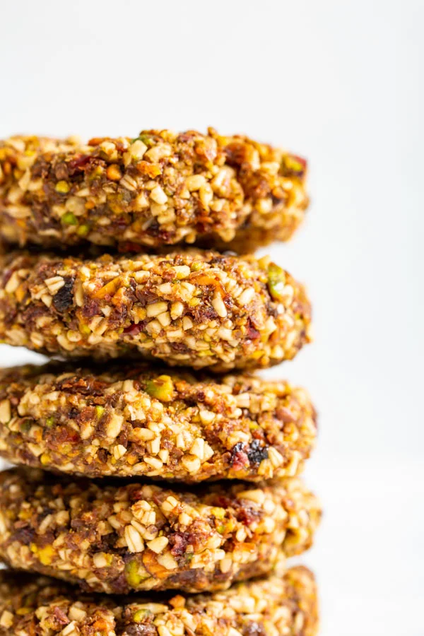 Healthy Pistachio Oat No-Bake Cookies