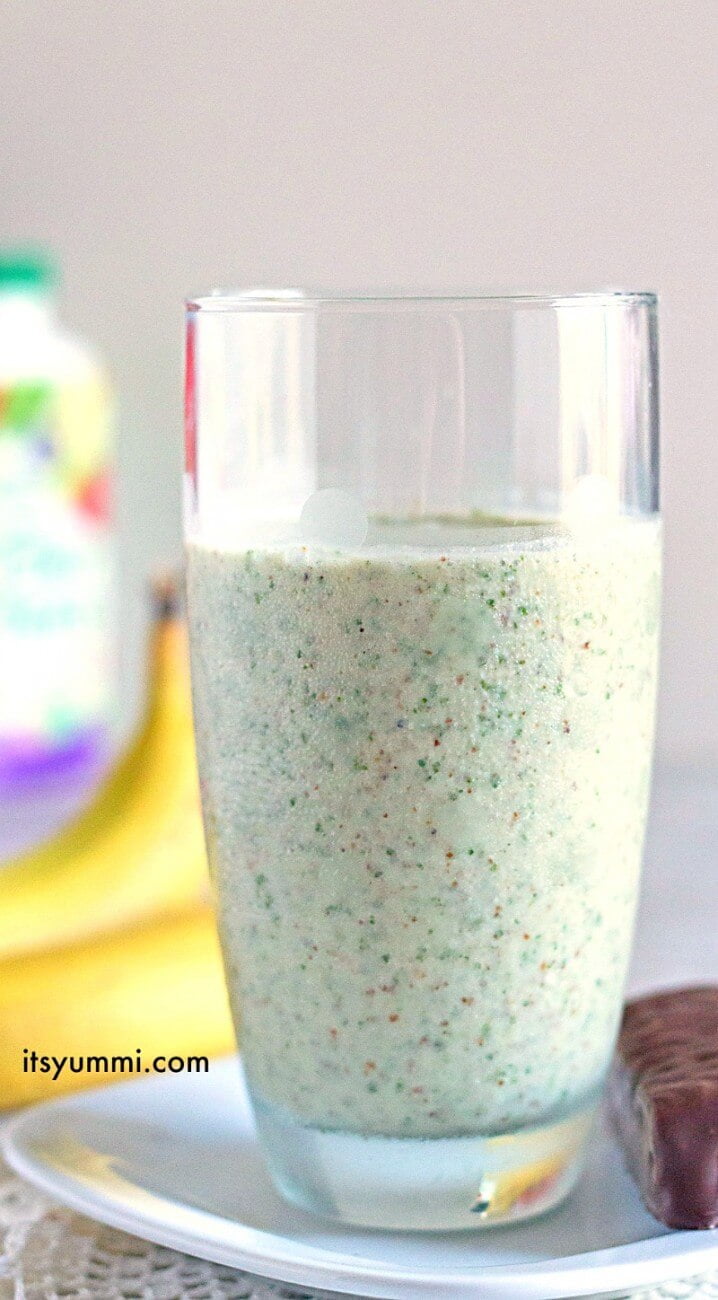 I added a couple of leaves of kale to this nutty banana smoothie. If you leave the kale out, it's nice light almond color. It's healthy and delicious! Get the recipe from itsyummi.com