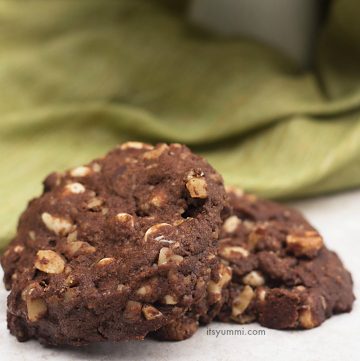 Triple Chocolate Cookies from ItsYummi.com