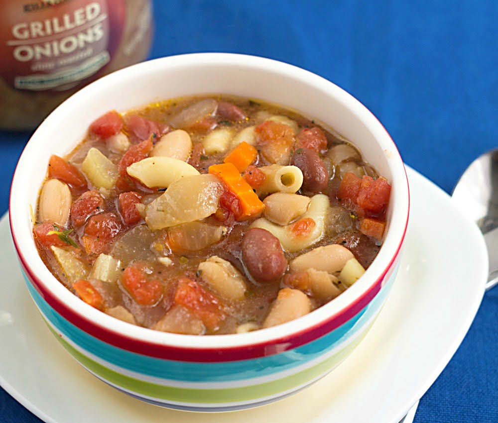 Easy Vegetarian Minestrone Soup - 