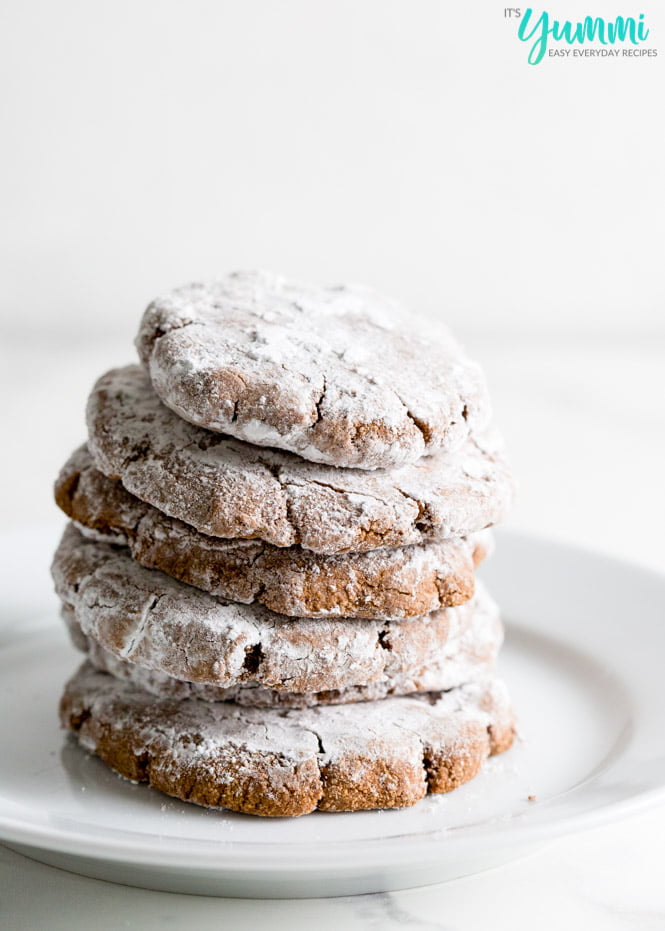 Chocolate Crinkles Cookies Recipes by It's Yummi