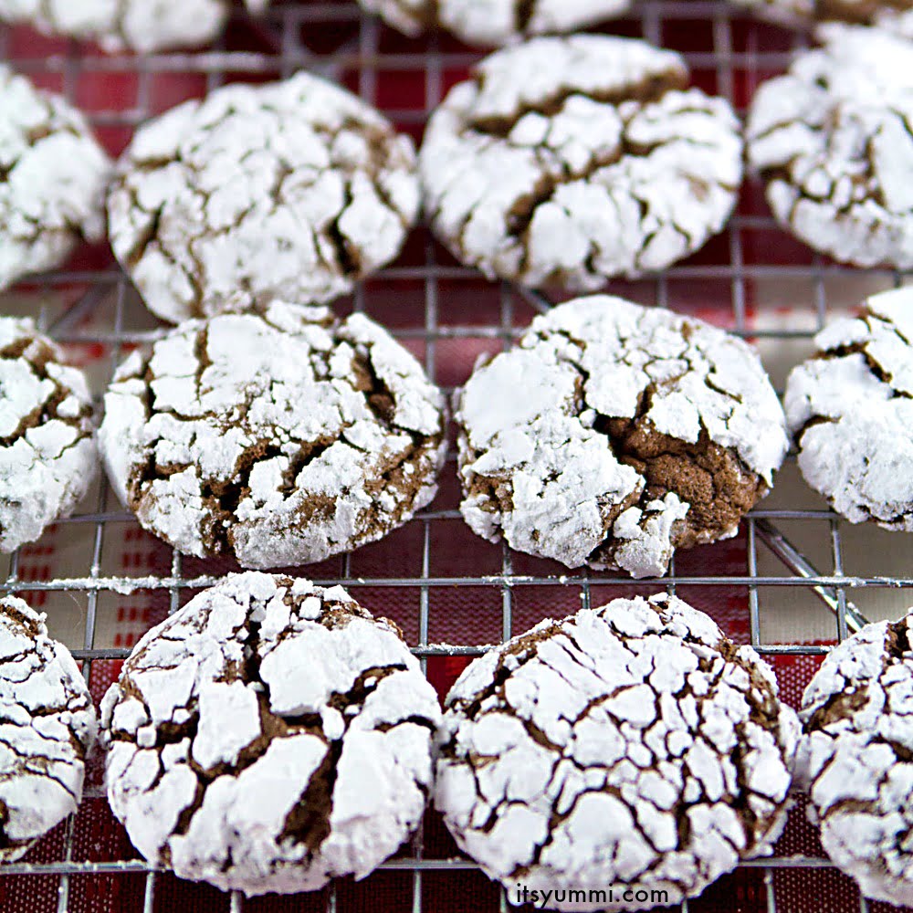 Chocolate Gingerbread Crinkles {Cake Mix Cookies}