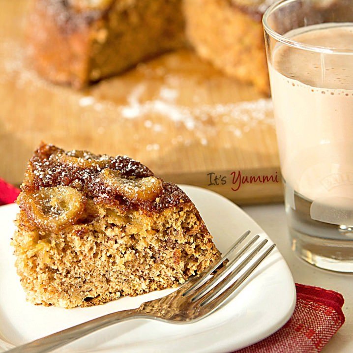 Caramelized Banana Skillet Cake Recipe - made with a Stonyfield yogurt protein smoothie so it's a healthy snack or dessert.
