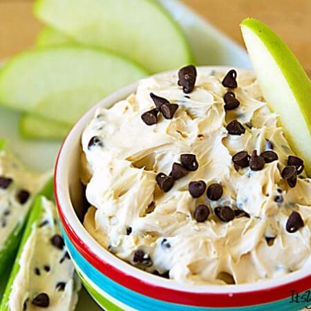 Low Fat Chocolate Chip Peanut Butter Dip - You can make this dip with regular peanut butter if you don't care about the fat and calories, but either way, it's the perfect snack! Get the recipe at itsyummi.com