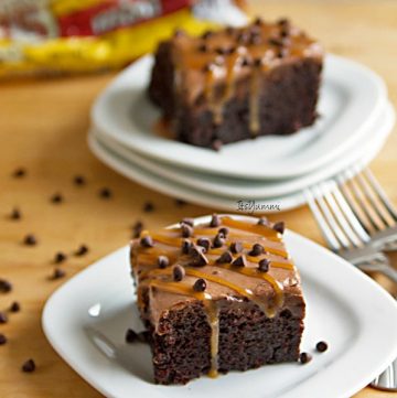 Extreme Chocolate Poke Cake - This dessert has 5 different layers of chocolate in it! Chocolate cake, chocolate pudding, chocolate ganache, chocolate whipped cream, and mini chocolate chips. It's all topped off with a drizzle of caramel, making this an extreme chocolate lover's dessert! Recipe on ItsYummi.com