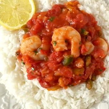 Quick and Easy Shrimp Creole: A southern Louisiana classic dinner recipe, made in less than 30 minutes! Get the recipe from @itsyummi