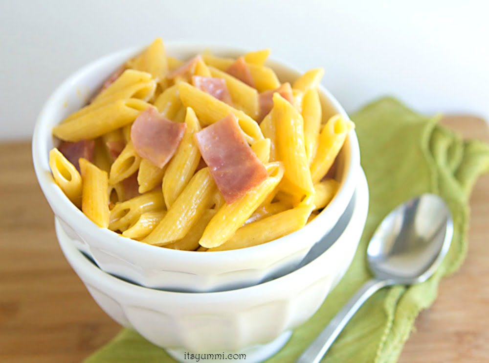 Rice Cooker Ham Macaroni and Cheese {Product Review}