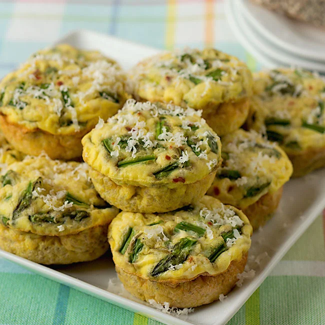 Parmesan Asparagus Quinoa Quiche Muffins