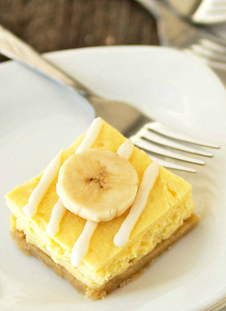 Banana Cheesecake Bars with White Chocolate Drizzle