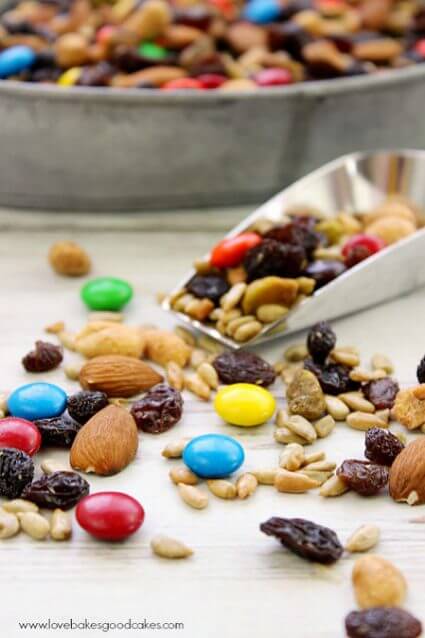 Sweet and Salty Trail Mix - an easy back to school snack recipe that kids love!