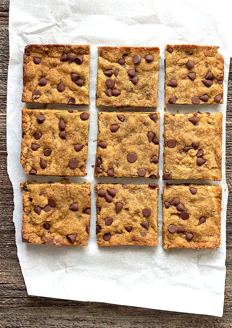 Low Carb Brown Butter Blondies | blondie recipe | low carb dessert | browned butter | #lowcarb | #dessert | #blondies