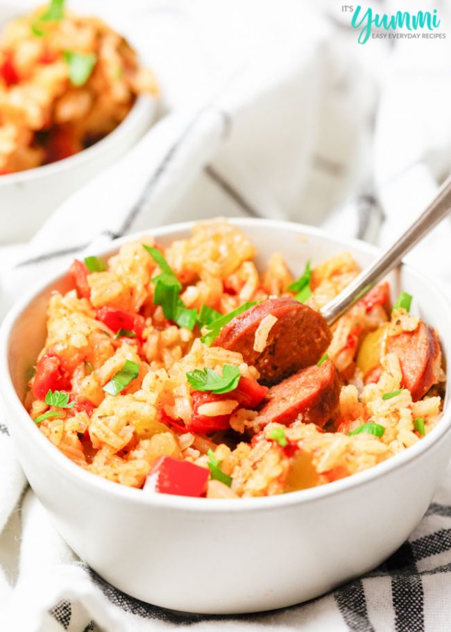 Slow Cooker Jambalaya Easy Recipes by Its Yummi
