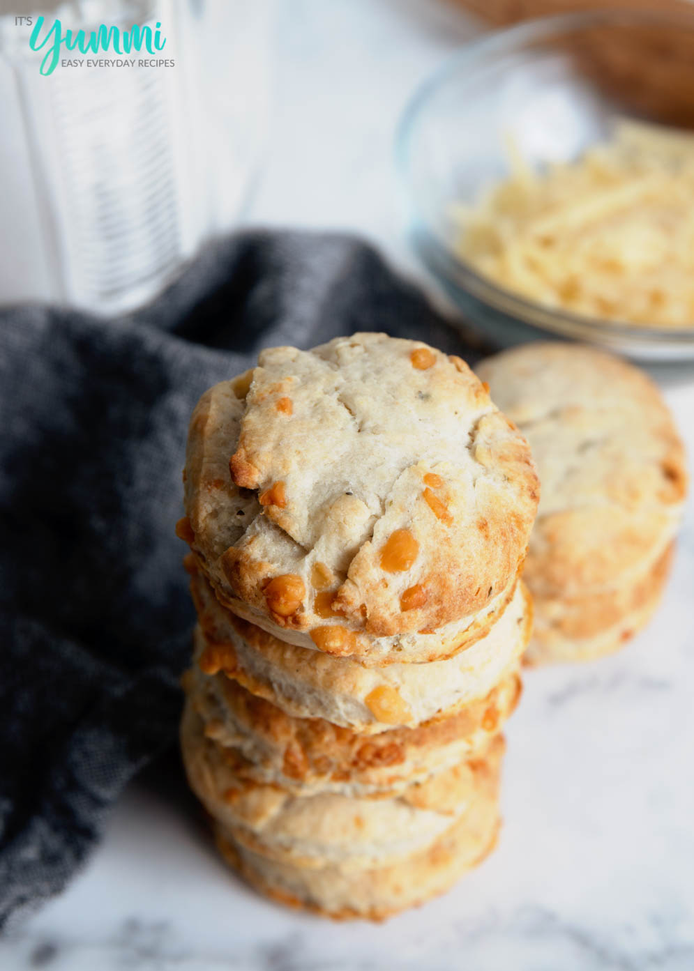 Cheddar Bisquick Biscuits | Easy