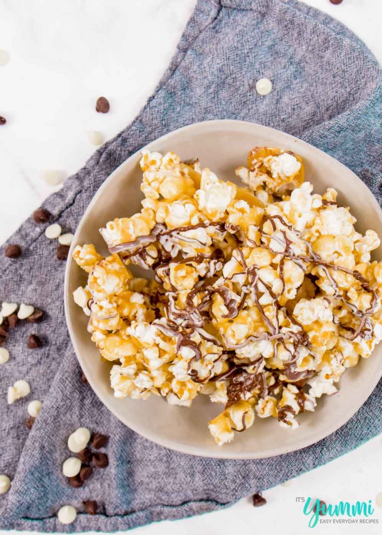 Easy Homemade Caramel Corn