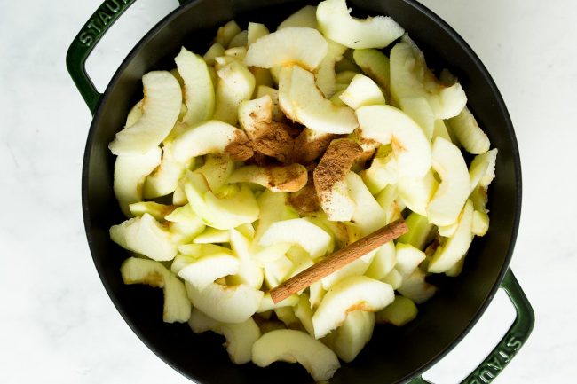 Ingredients needed for applesauce in pot