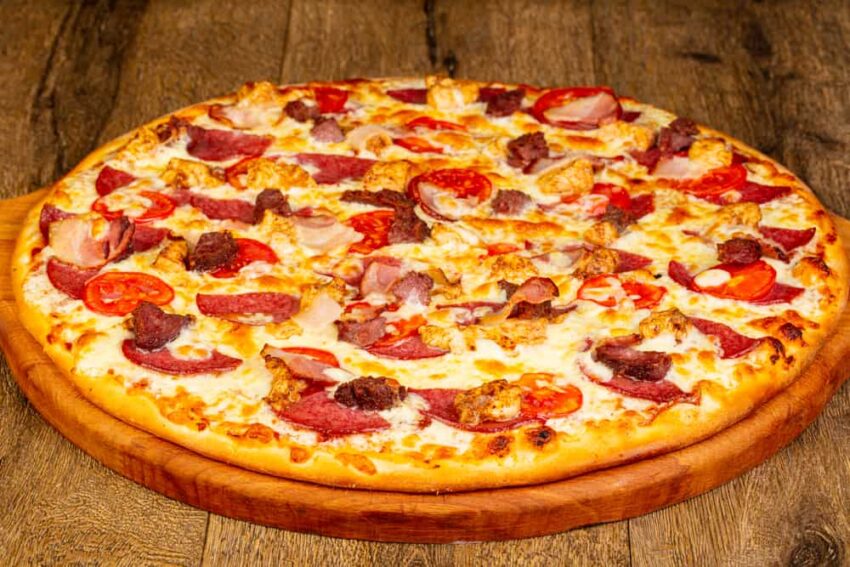 Casey’s Pizza Menu Prices (Updated: January 2024) - Its Yummi