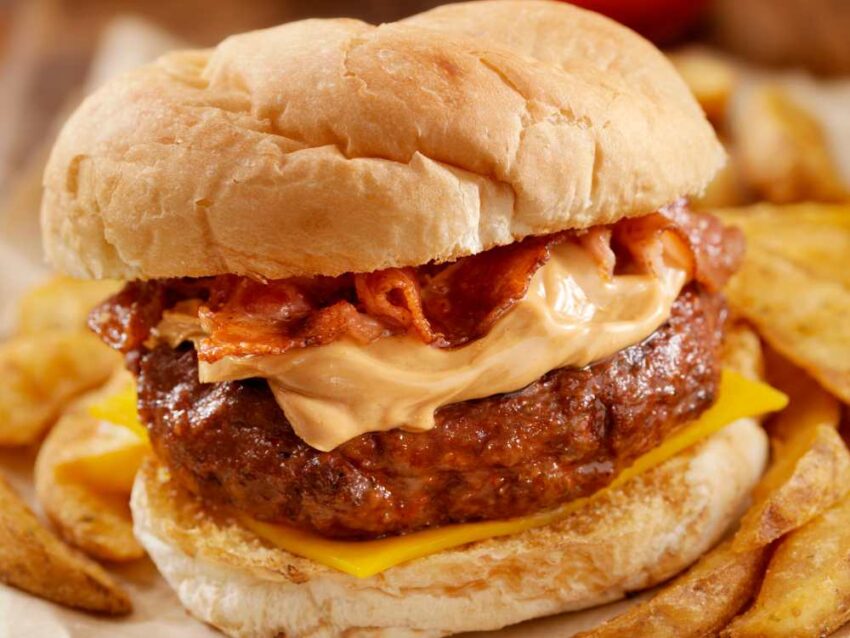 What Time Does Wendy’s Stop Serving Breakfast? (Updated 2024) Its Yummi